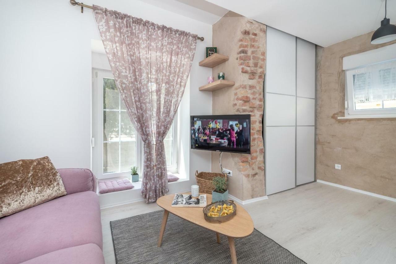 Apartment Aron Trogir Exteriör bild