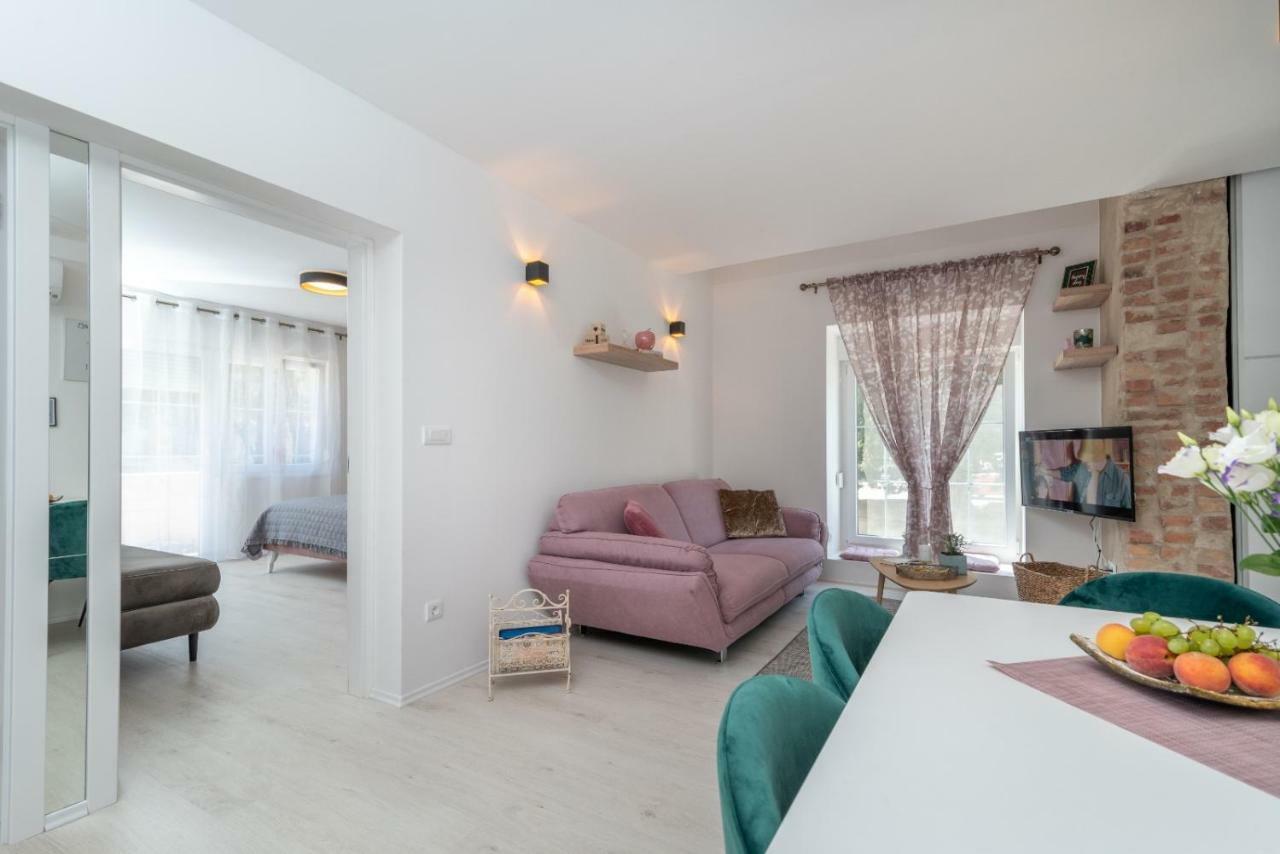 Apartment Aron Trogir Exteriör bild